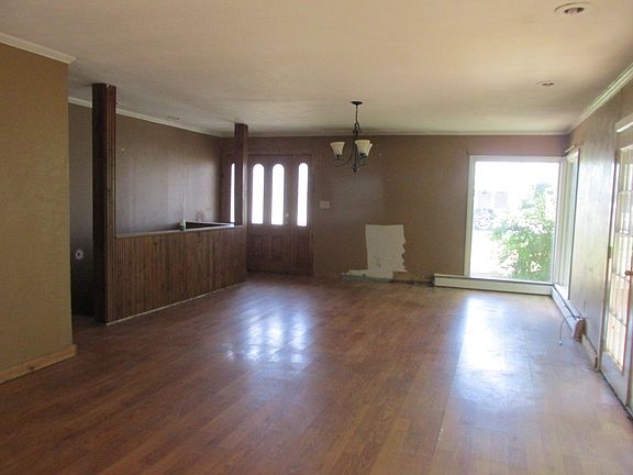 Additional Living Room