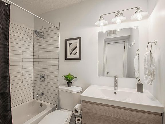 5th image of 1066 Poplar Ave #5