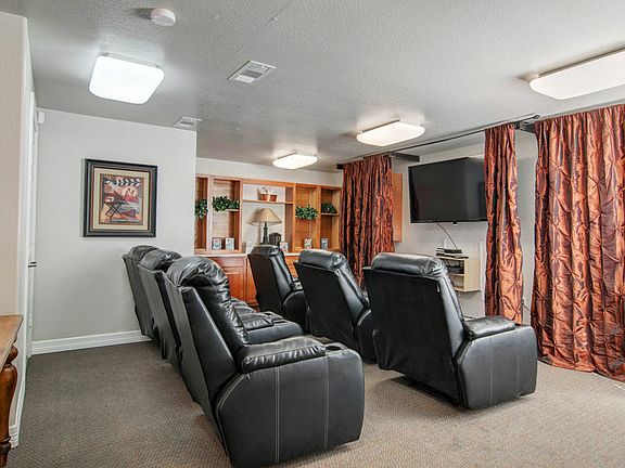 5th image of 6225 Shady Oaks Manor Dr #104