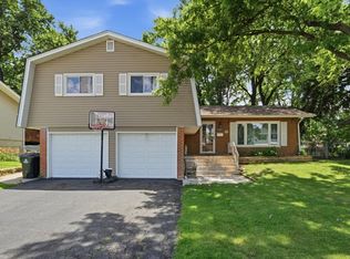 6313 Arcadia Dr, Tinley Park, IL 60477