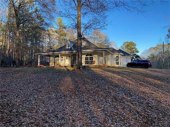 2nd image of 1495 Windwood Dr