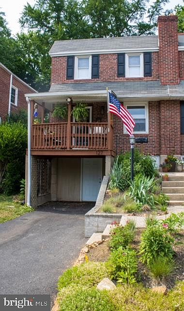 1st image of 127 Price St