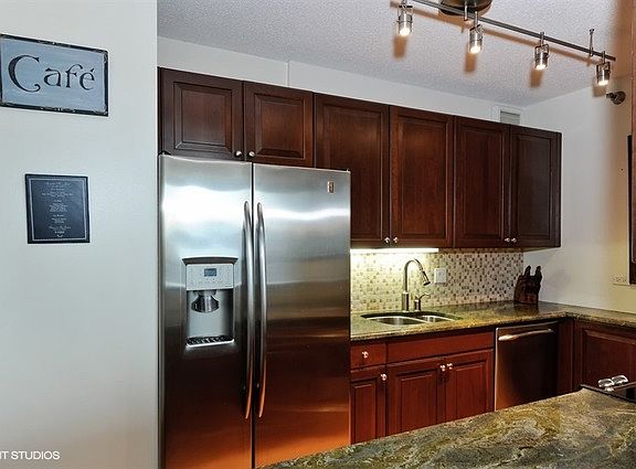 4th image of 400 N La Salle Dr APT 3602