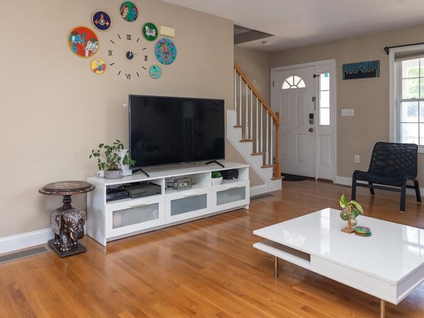 3 Turnpike Rd UNIT 3
