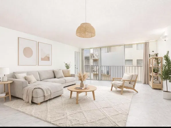 440 Lewers St APT 402, Honolulu, HI 96815
