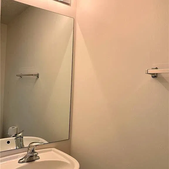 435 Luzelle Dr #435 — Photo 11