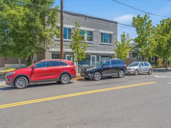 5922/5924/5926 N Albina Ave - 5924, 5924 N Albina Ave, Portland, OR 97217