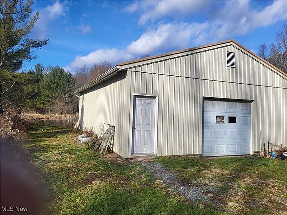 2nd image of 8867 N Park Ave