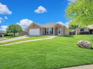 12200 Rolling Ridge Dr, Burleson, TX 76028