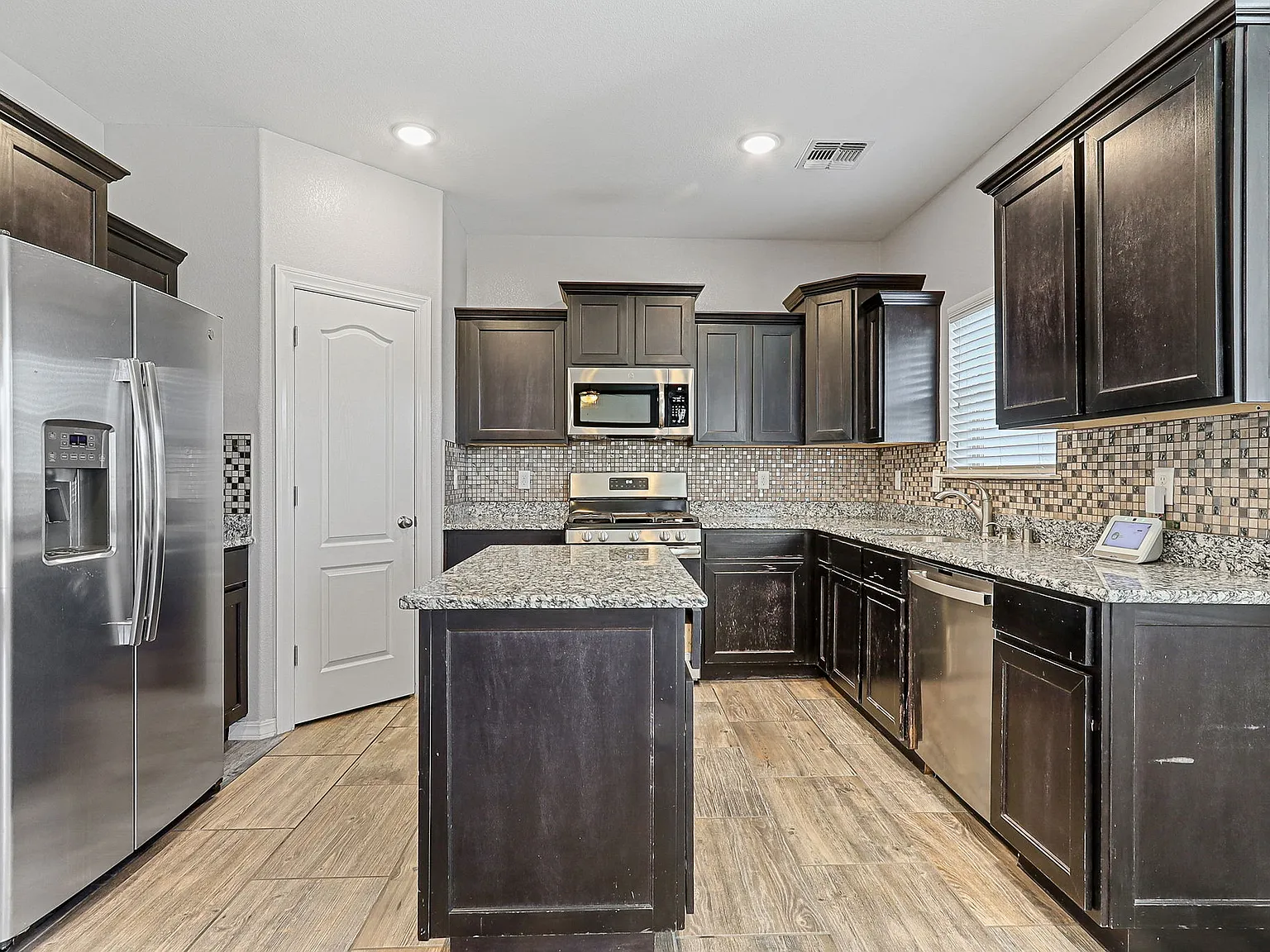 229 Gonzalo Circle - 1 — Photo 2