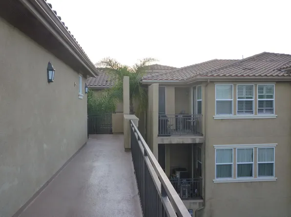 291 Riverdale Ct, Camarillo, CA