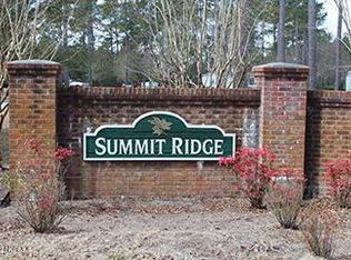 735 Ridgecrest Ln, Rocky Point, NC 28457