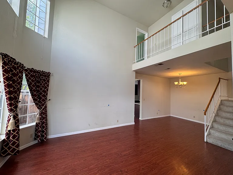 34306 Kenwood Dr — Photo 4