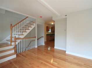 29 Elmwood St #3, Somerville, MA 02144