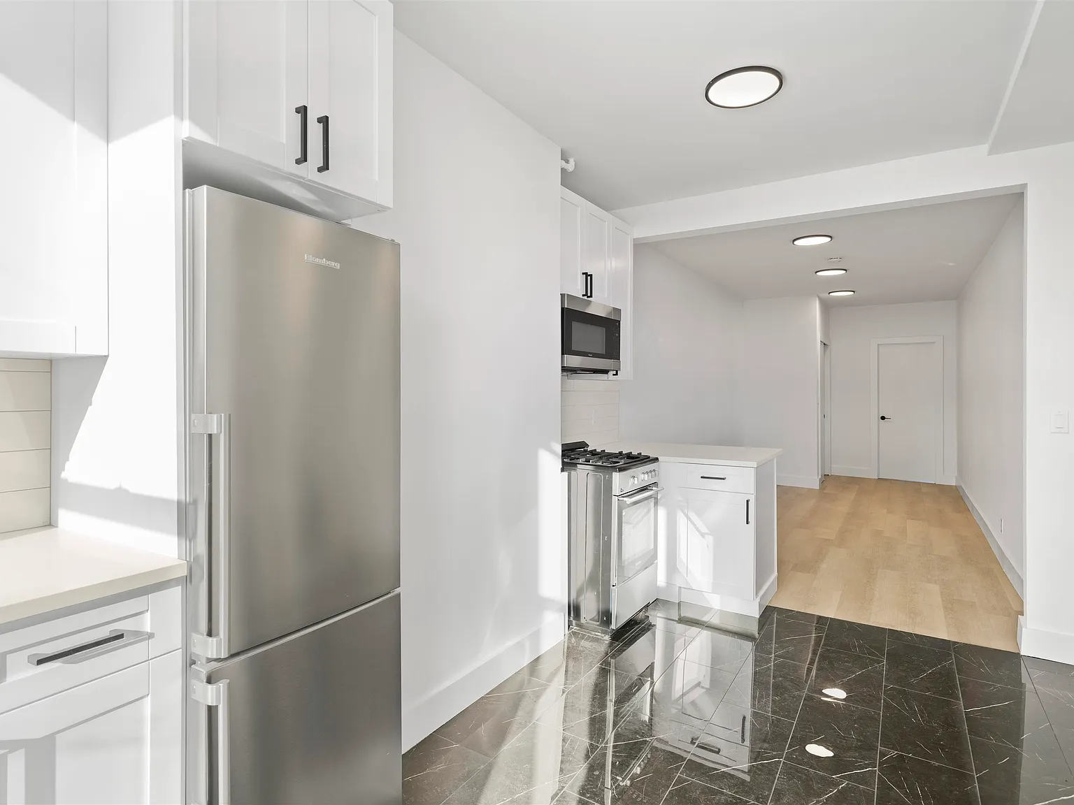 1 bed, 1.0 bath, $3,395 — Photo 1