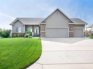 1331 W Hannah Ln, Haysville, KS 67060