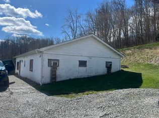 178 S South California Dr W, Coal Center, PA 15423