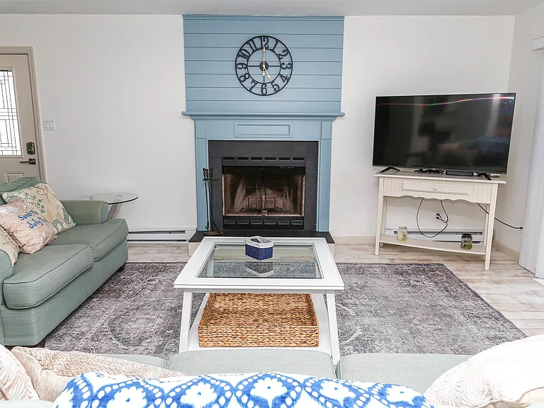 618 Bayshore Ave — Photo 10