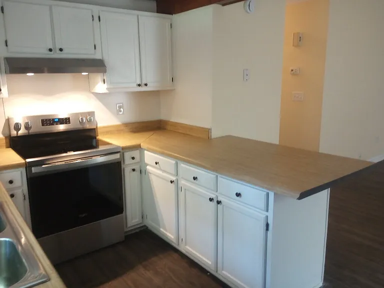 8 Charterhouse Ct — Photo 8