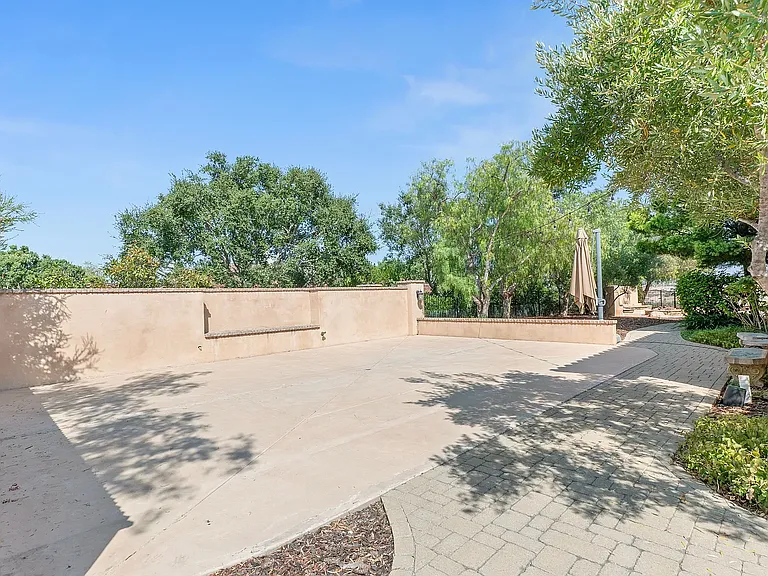 7793 Doug Hill Ct — Photo 17