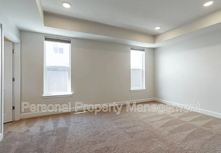1817 NW 17th St — Photo 13