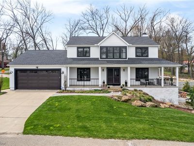 15 Lake Front Dr, Akron, OH, 44319