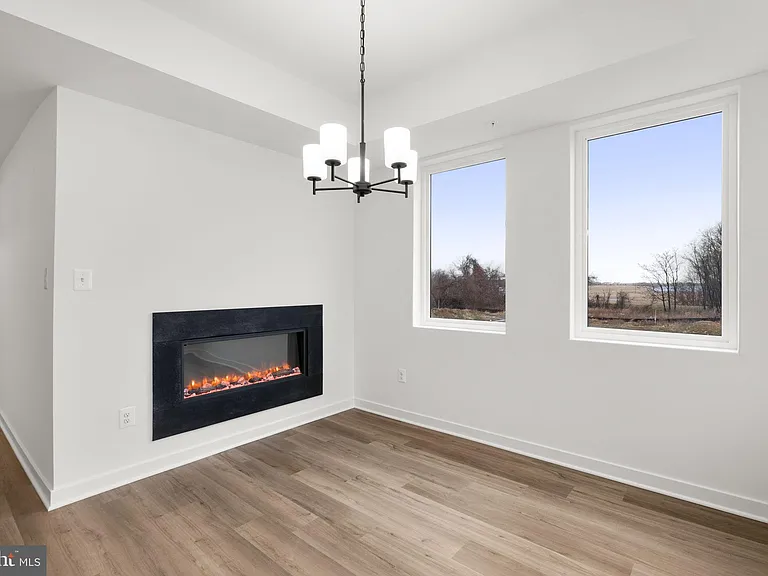 1631 Blacksmith Way #214-B — Photo 16