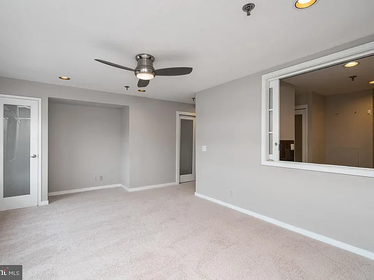 7 N Columbus Blvd #223 — Photo 13