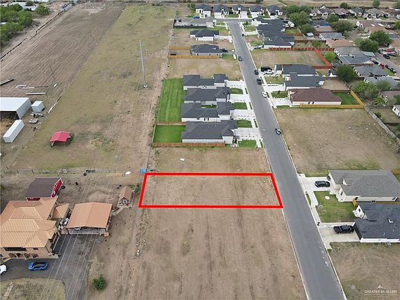 5th image of 2909 N Alyna Ave