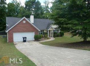 230 Autumn Ridge Dr, Griffin, GA 30224