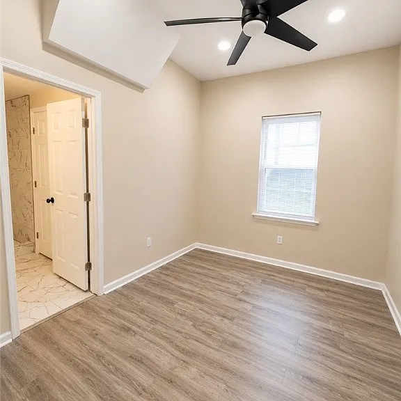 811 Elliott Ave — Photo 9