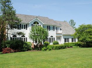 510 Christopher Dr, North Barrington, IL 60010