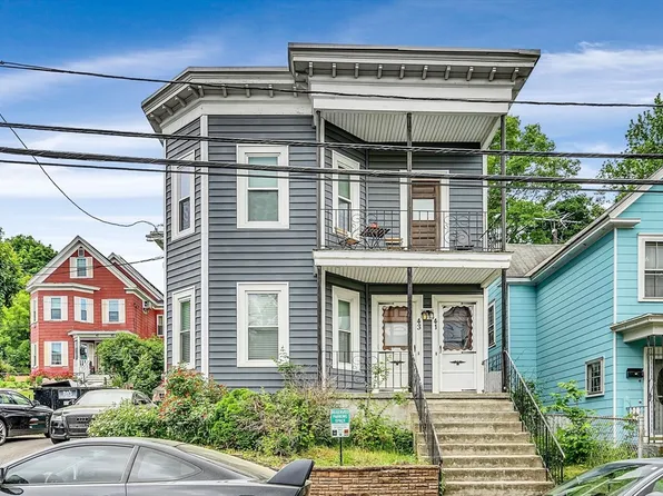 41-41 Saint James St #43, Lowell, MA 01852