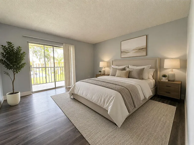 1722 Meadows Cir #W — Photo 7