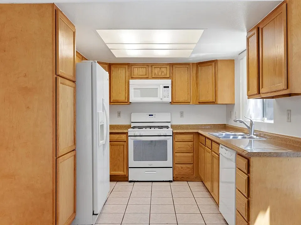 32521 Shifting Sands Trail