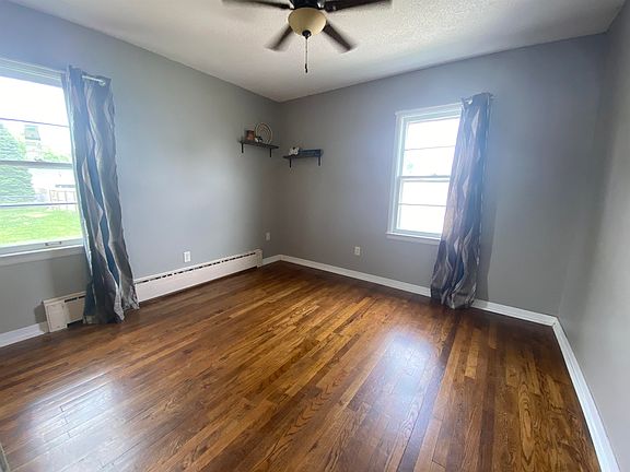 5th image of 2410 W 3rd St