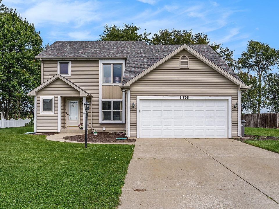 1st image of 11795 Park Ln N