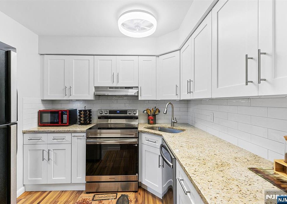 1st image of 464 Liberty St APT 107B
