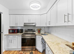 464 Liberty St APT 107B, Little Ferry, NJ 07643