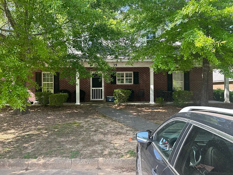 802 W Longleaf Dr #35 — Photo 1
