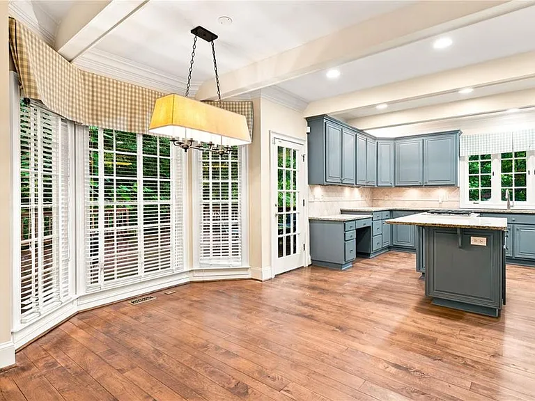 18 Dean Overlook NW — Photo 11