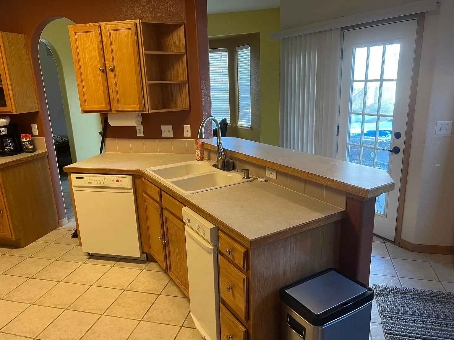 363 Sorrel Dr — Photo 4