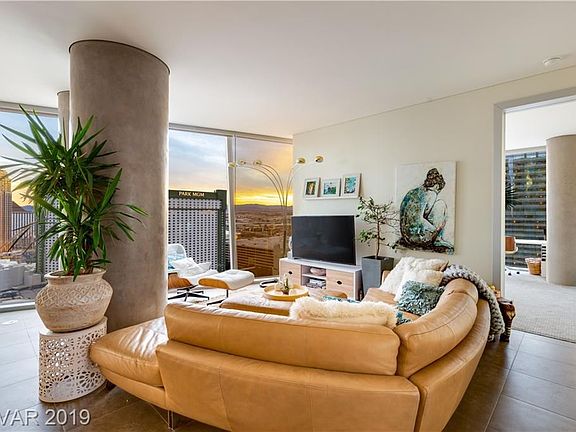 3rd image of 3726 Las Vegas Blvd S Unit 2206