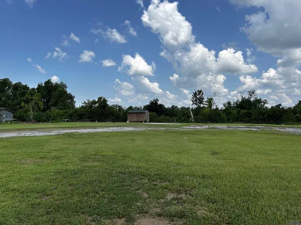 2284 Highway 182, Raceland, LA 70394