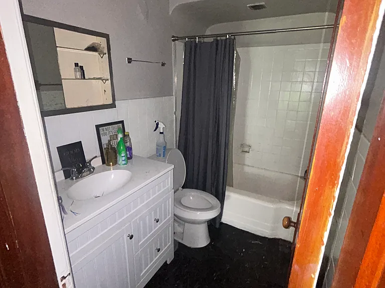 5460 Janet Ave — Photo 24