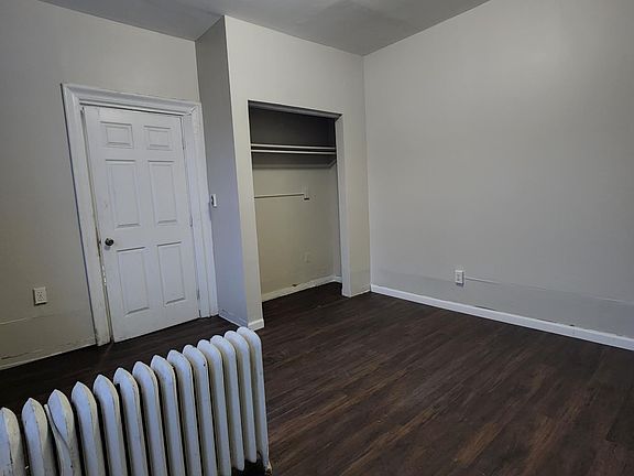 5th image of 9 Bentley Ave #13A