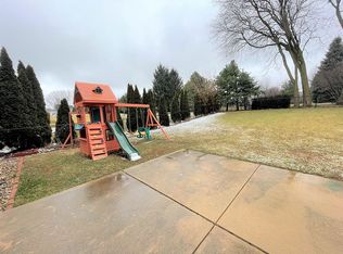 1920 W Miners Dr, Dunlap, IL 61525