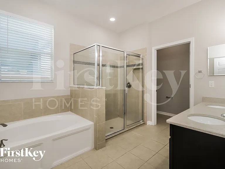 1134 Ketzal Dr — Photo 9