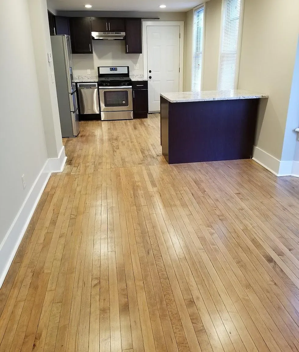 1688 n franklin pl — Photo 3