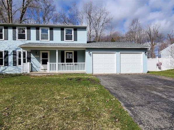 6009 Jerusalem Dr, Cicero, NY 13039